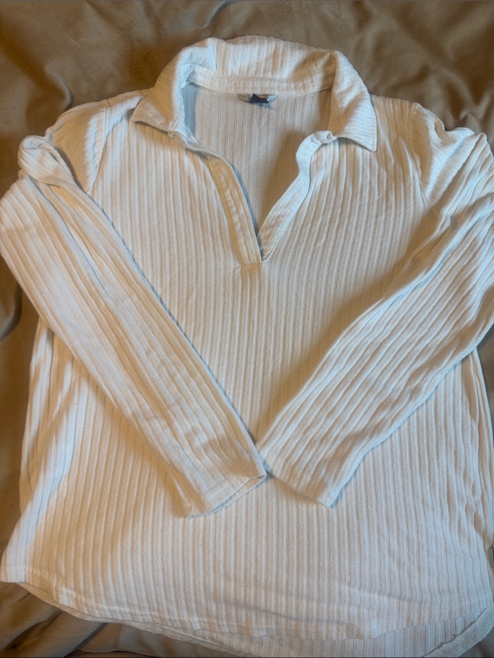 Eddie Bauer White Ribbed V-Neck Long Sleeve Sweater